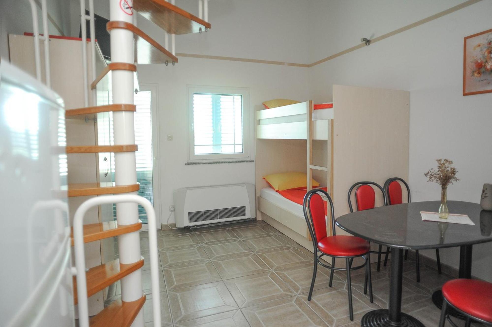 Apartmani Vila Caska Cameră foto
